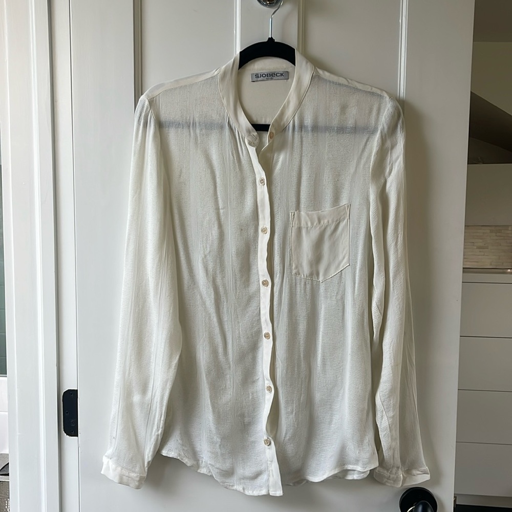 Shobeck White Button Up